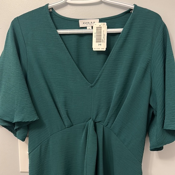 Gilli Emerald Green Midi Dress - Picture 2 of 4